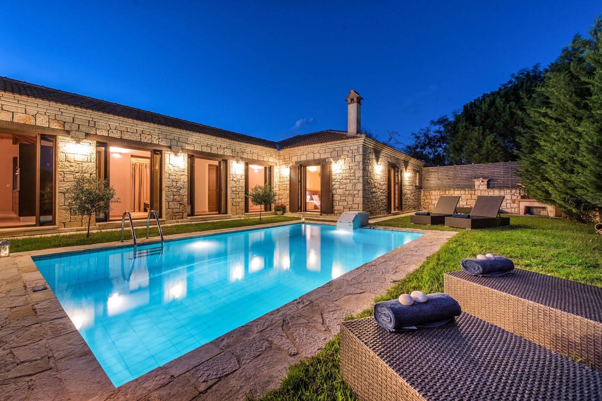 Astarte Villas - Kyveli Villa Vanato Exterior photo
